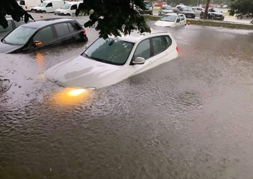 Поплавени 20 градинки во Белград