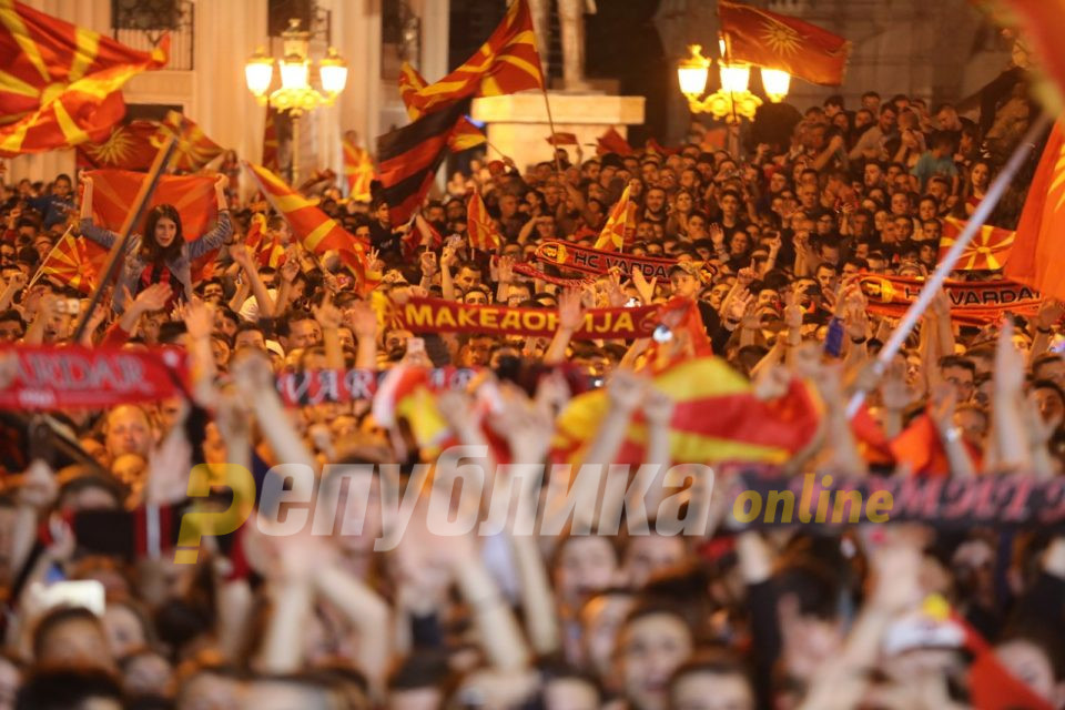 Никогаш Северна, само Македонија!