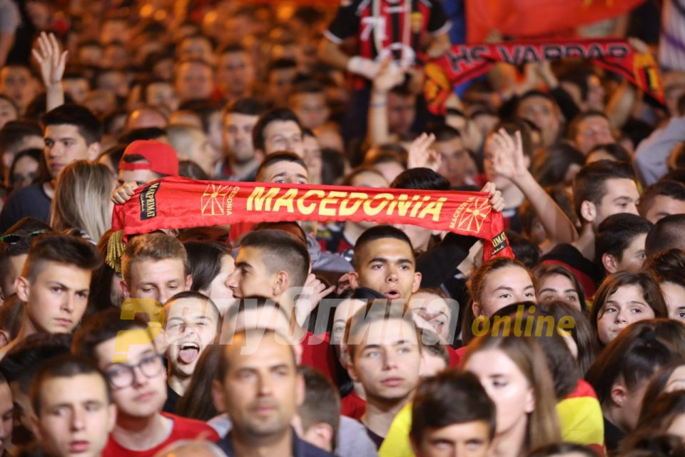 Ќе го победиме Заев со „Денес над Македонија се раѓа“