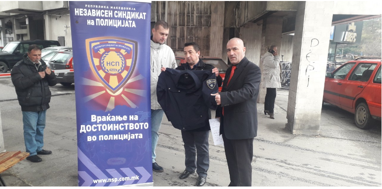 НСП: Притисоците продолжуваат, од премиерот бараме „метлата“ да заигра во МВР