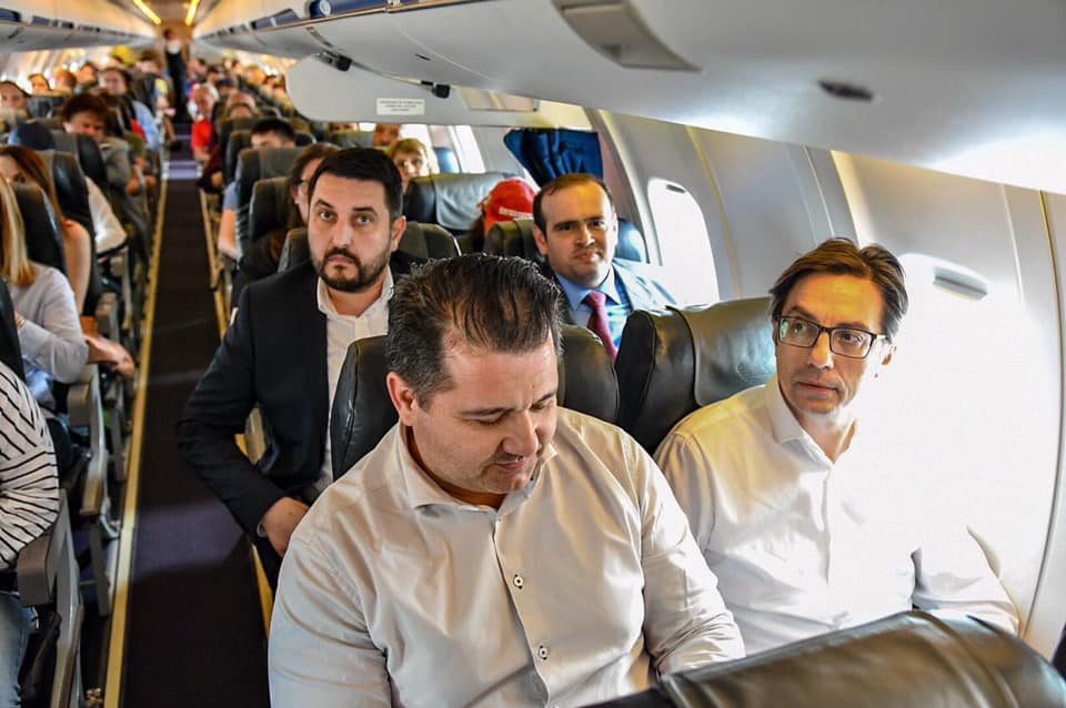 Пендаровски со комерцијален лет за Брисел