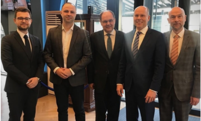 Поголеми напори во корупцијата, правосудството и јавната администрација