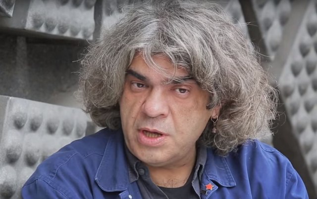 Која од „Дисциплина кичме“ доживеа мозочен удар и е во кома