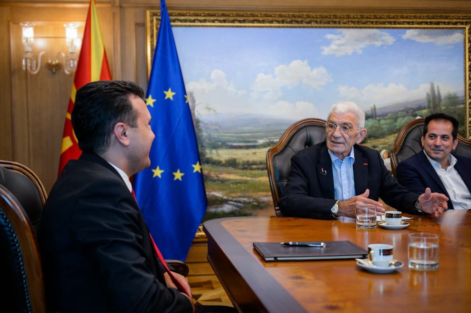 Заев: Солунскиот градоначалник е вграден во Преспанскиот договор