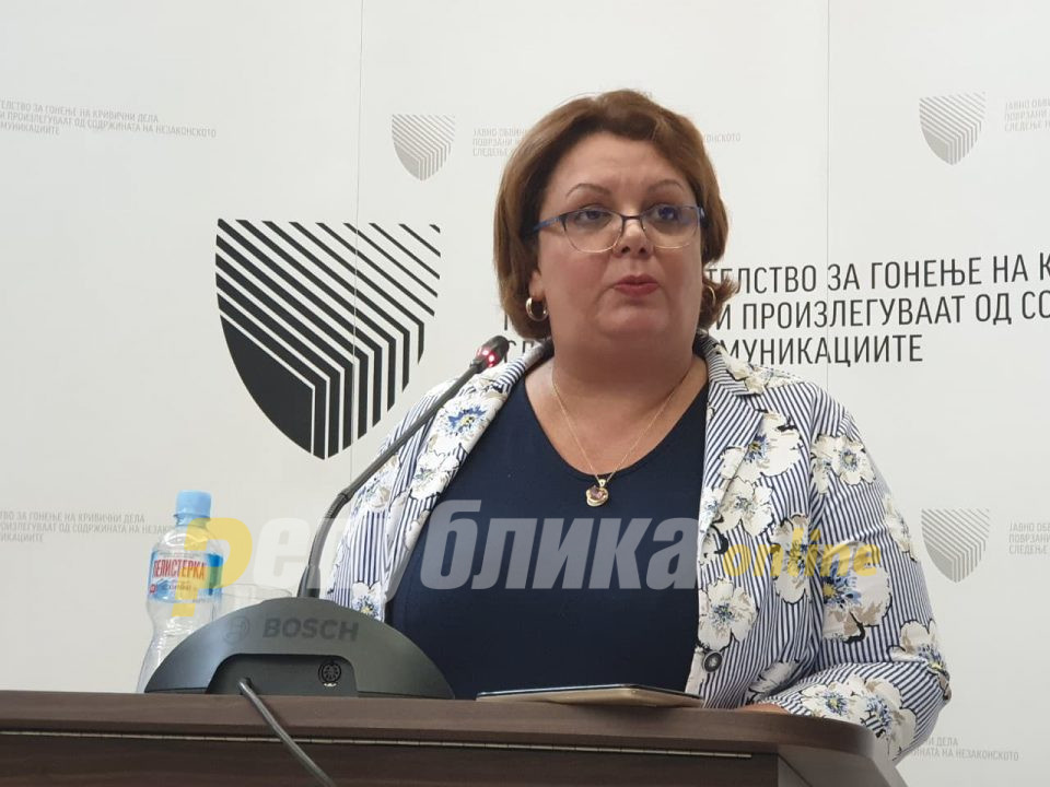 И синот на Катица Јанева ужива на грчките плажи со својата мајка