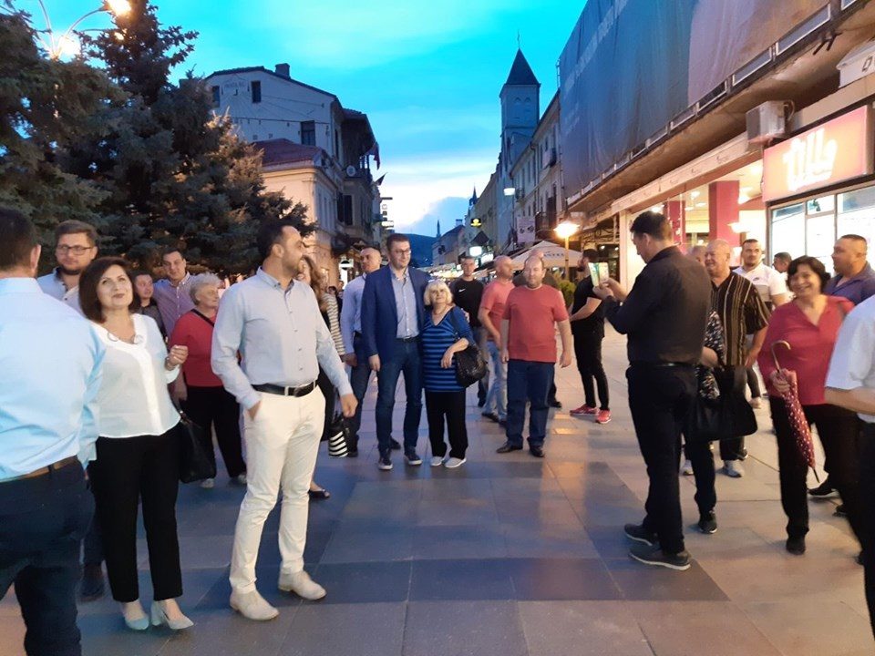 Мицкоски на „лидерска“ со народот во Битола, градот предвесник на промените