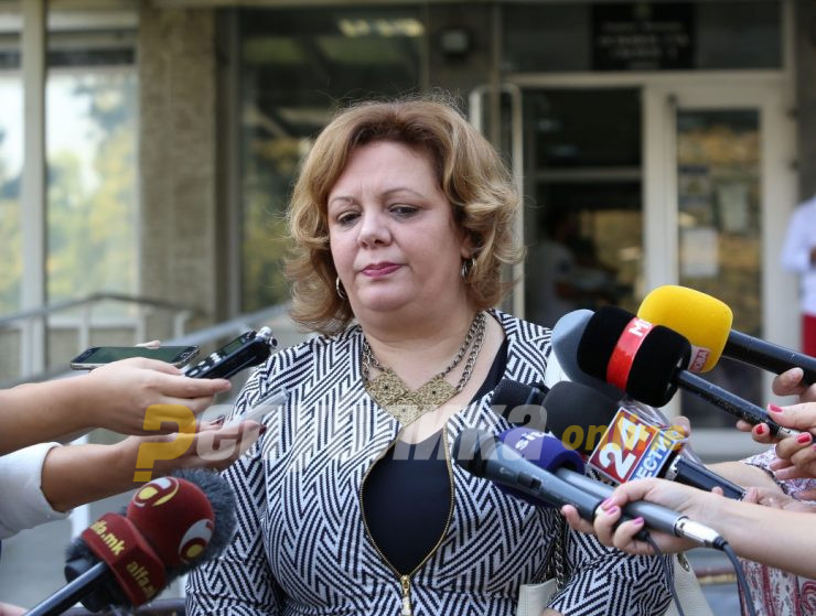 Катица Јанева во кома, неизвесно е дали ќе се извлече и со какви последици