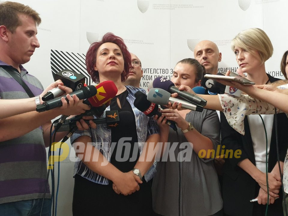 Стефанова: Беше актуелно лица да бидат пуштени од притвор заради некакви гласања во Собранието