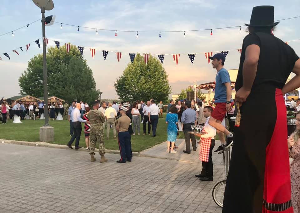 ОМД бара извинување од Амбасадата на САД за погрешната химна