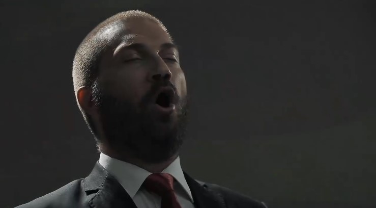 Вака се пее химна кога си понесен од емоции и еуфорија