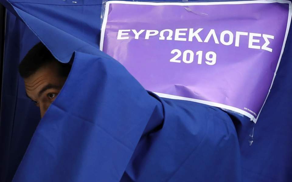 Избори во Грција: Победата на Мицотакис сигурна, но тешко сам да формира влада