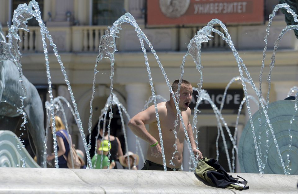 УХМР предупредува: Денеска портокалова фаза во Македонија!