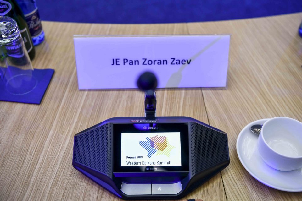 Заев и од Познањ повтори дека очекува датум во октомври