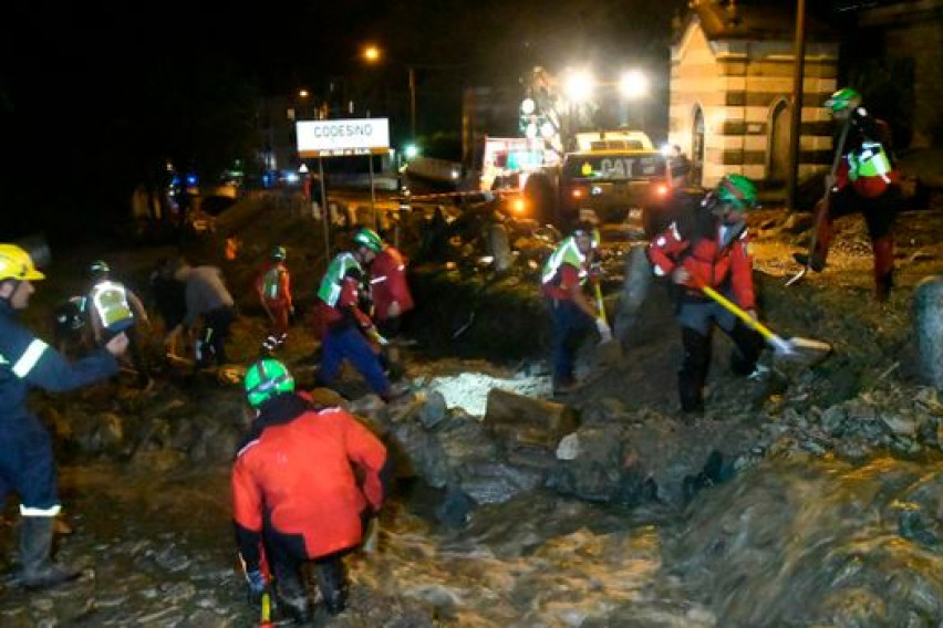 Евакуирани околу 200 луѓе во северна Италија поради свлечиште