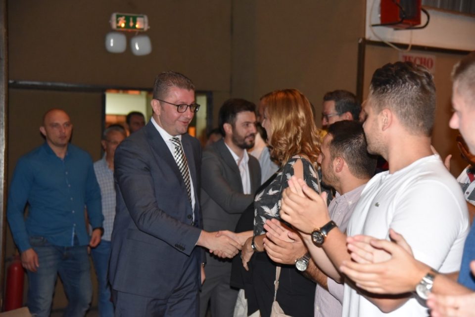 Јас сум тука за да успееме во нашата мисија да ја кренеме Македонија од пепелта и да ја обновиме!