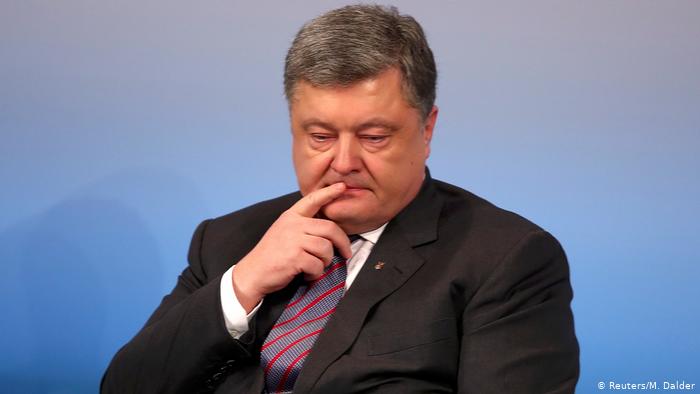 По многу перипетии Порошенко успеа да излезе од Украина