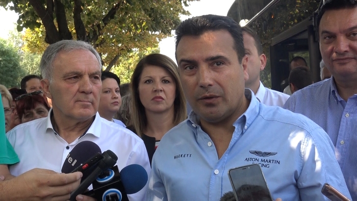 И Зоран Заев се закани со тужба за медиумите кои го обелоденуваат случајот „Рекет“