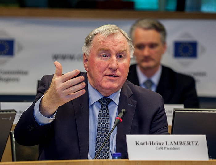 Претседателот на Европскиот комитет на регионите Ламбертс во посета на Скопје