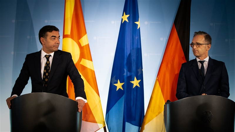 ВМРО-ДПМНЕ: Димитров да каже какви пораки добил во Берлин и Париз