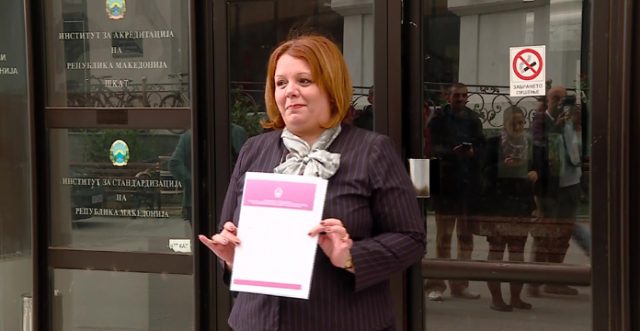 Дескоска: Не ќе викаат графолози за потписот на Катица, нејзин е