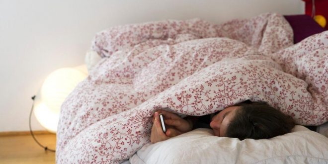 14-годишно девојче почина од нешто што сите го прават пред спиење!