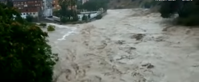 Големи поплави ја зафатија Шпанија