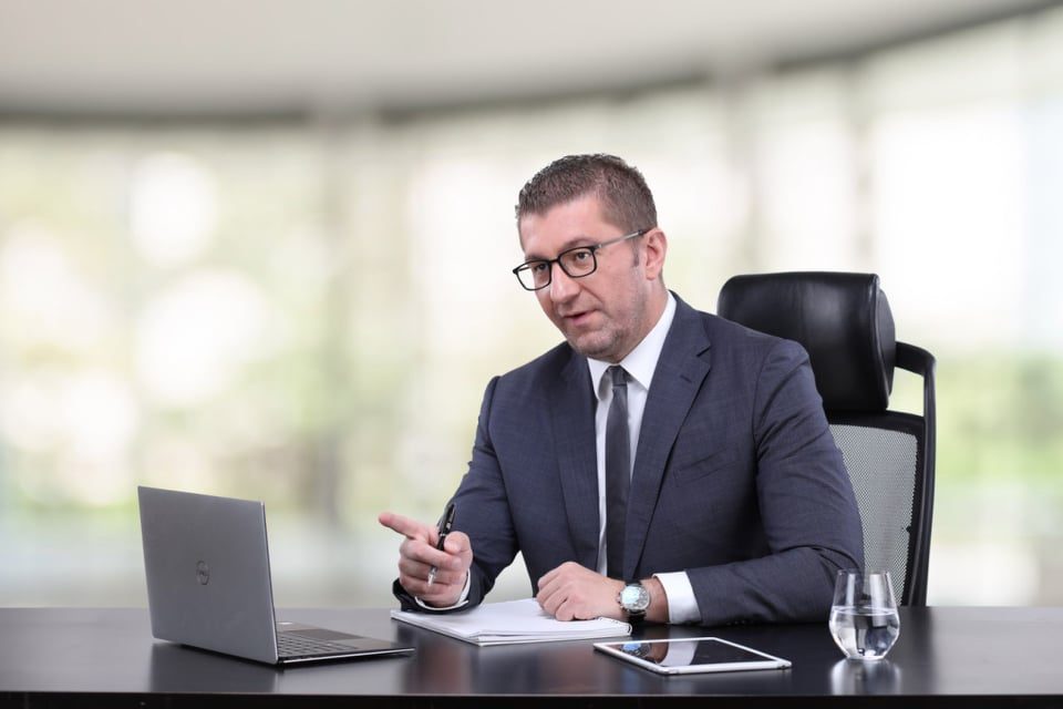 „Мало сутра“ нема да нè однесе во Европа: Конечно ни требаат политичари кои ќе му бидат слуги на народот