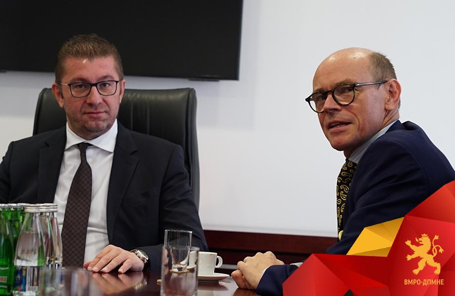 Мицкоски на средба со Арне Санес Бјорнштад