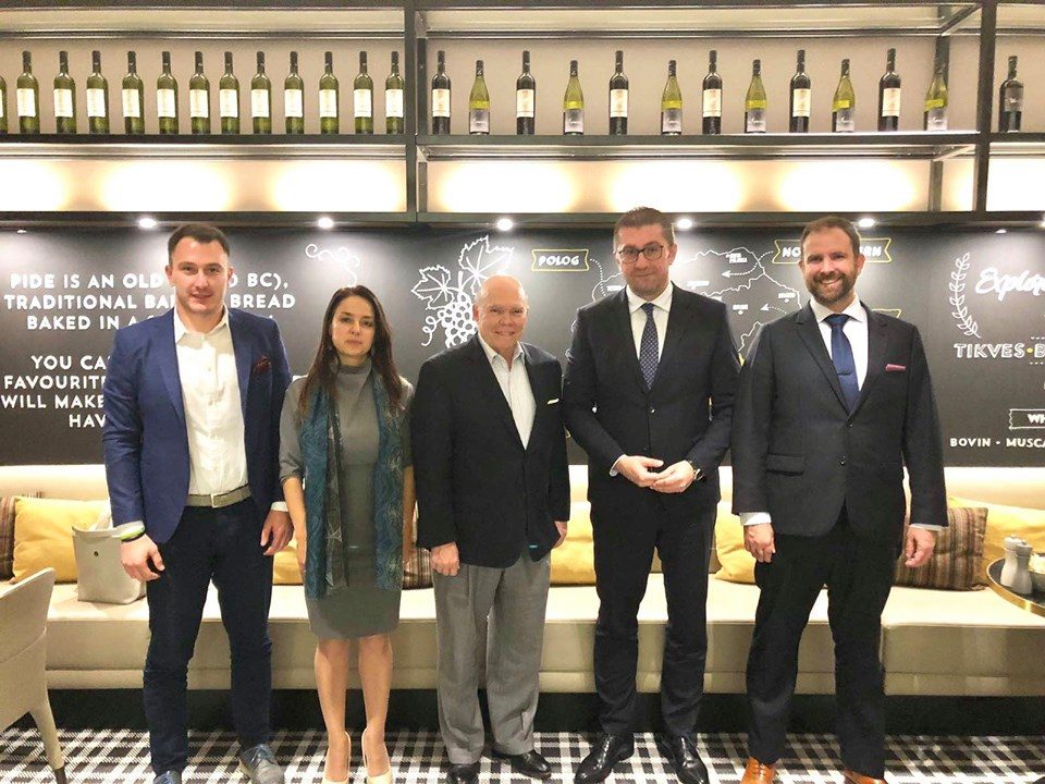 Мицкоски на средба со првите луѓе на ИРИ