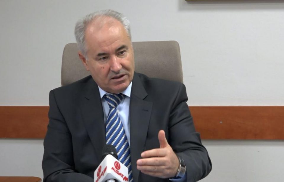 Зибери: Венецијанската комисија не може да го мери албанскиот јазик како малцински, зашто тој не е