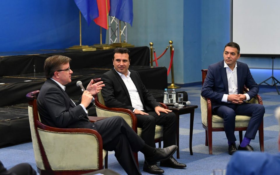 Панел на Охридски дијалог: Следни чекори што ја очекуваат Македонија