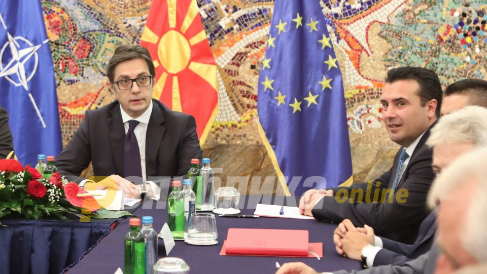 Во која бранша приправник им е шеф на примариуси: Пендаровски многу изгуби со Весна Дамева