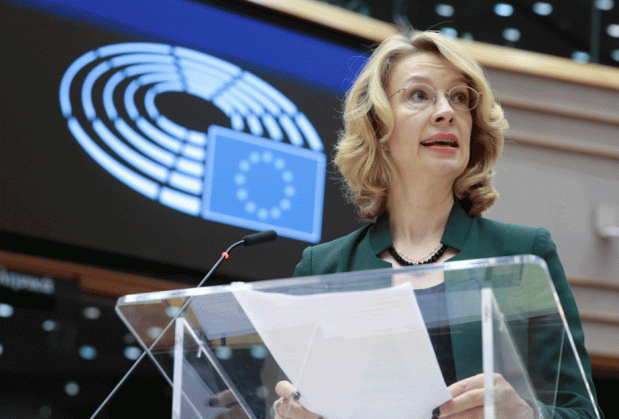 Тупураинен: Македонија дури и си го смени името, ЕУ мора да ги исполни очекувањата