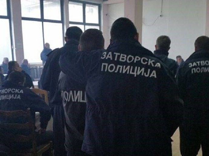 За 30 дена продолжен притворот за Димитријевски и уште двајца затворски полицајци осомничени за бегството на Беким Мемети