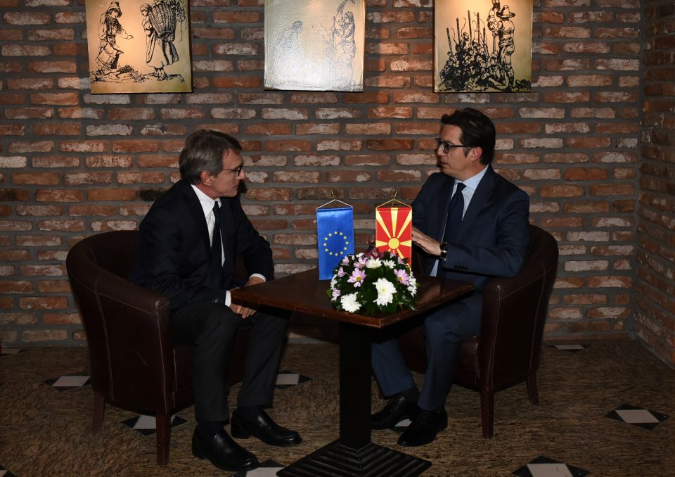 Пендаровски до Сасоли: Одлуката на Европскиот совет може да биде демотивирачка за Македонија