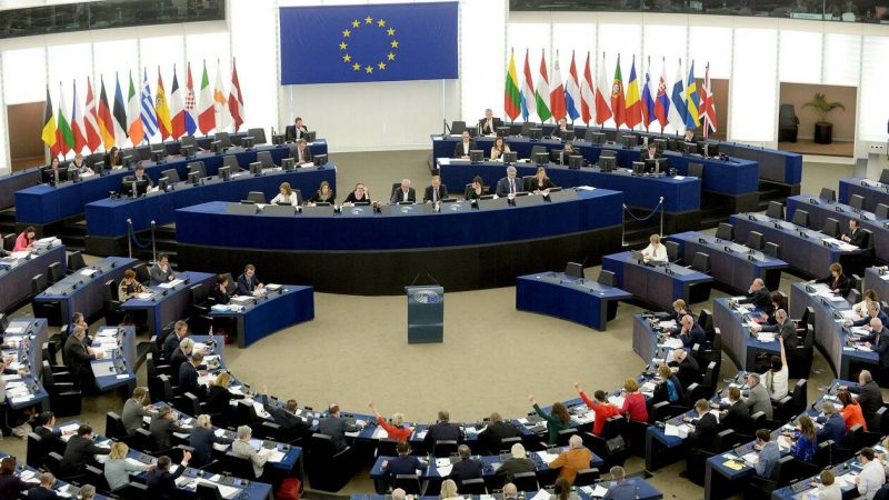 Европскиот Парламент денеска гласа за новата Европска Комисија