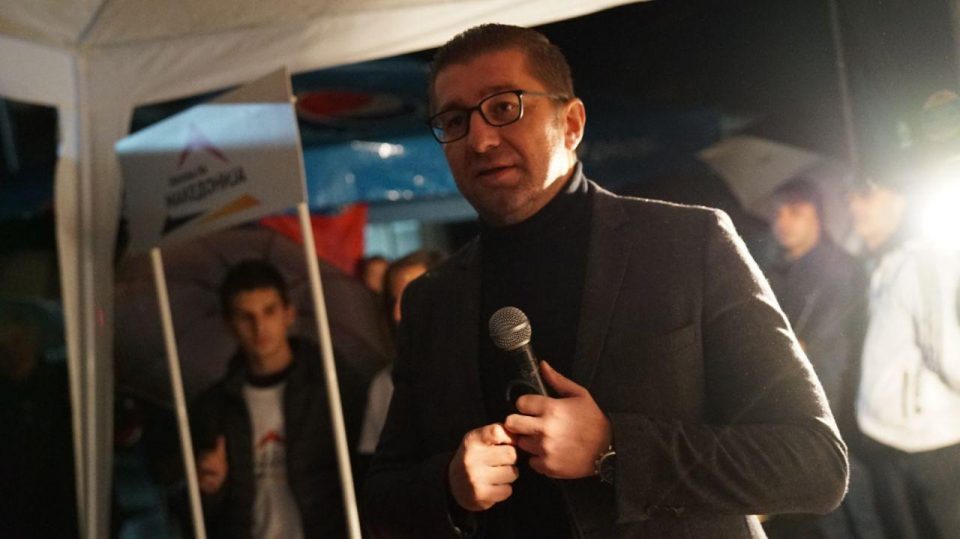 Губеа до сега, ќе изгубат и на 12 април: Не ни требаат политичари кои од фризерки прават електроинженери