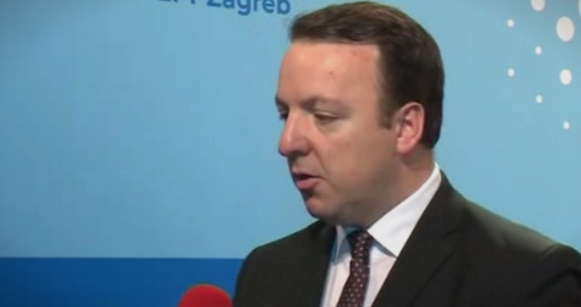 Николоски од Загреб: Туск смета дека ВМРО-ДПМНЕ е партија која што треба да ја води Македонија напред!