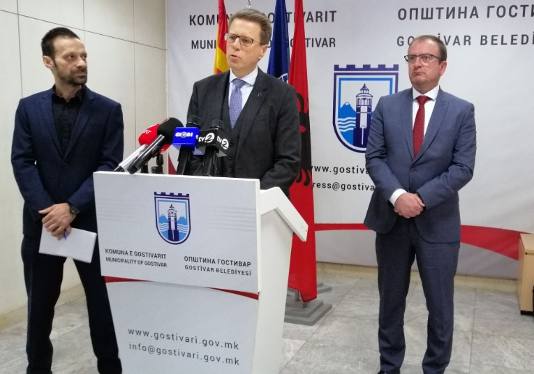 Жбогар: Додека се чека датумот мора да се подобри животот на граѓаните