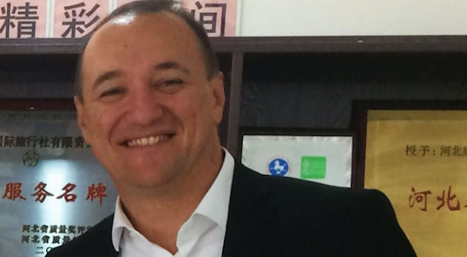 Има блиски пријатели во военото воздухопловство на АРМ: Кој е Ѓаковиќ, основач на фирмата Сархемс, избрана за хеликоптерска итна помош