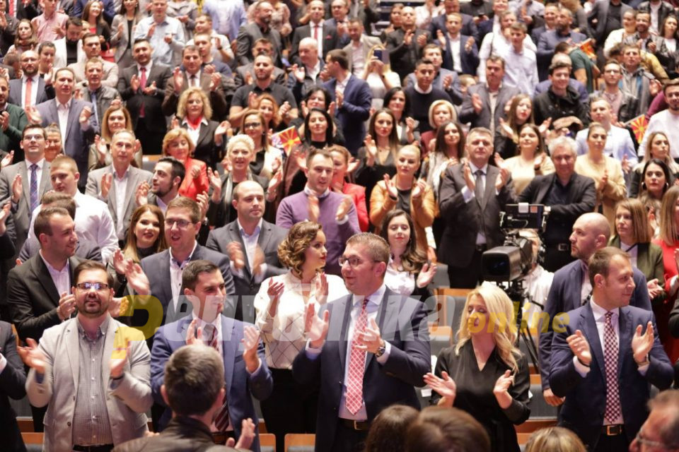 Целосна поддршка од ВМРО-ДПМНЕ за Христијан Мицкоски да биде кандидат за мандатар по изборите во април