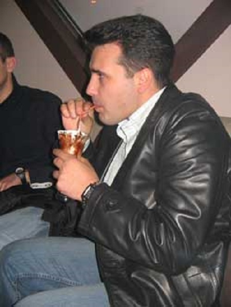 Ќе ги одучиме младите од спиење по цел ден и од алкохолизам