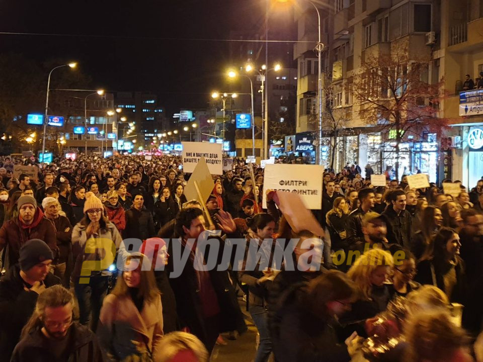 Владата ги прифаќа сите седум првични барања на „Марш за чист воздух“