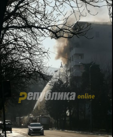 Голем пожар на Рузвелтова во Карпош 1: Се запалија два стана во зграда