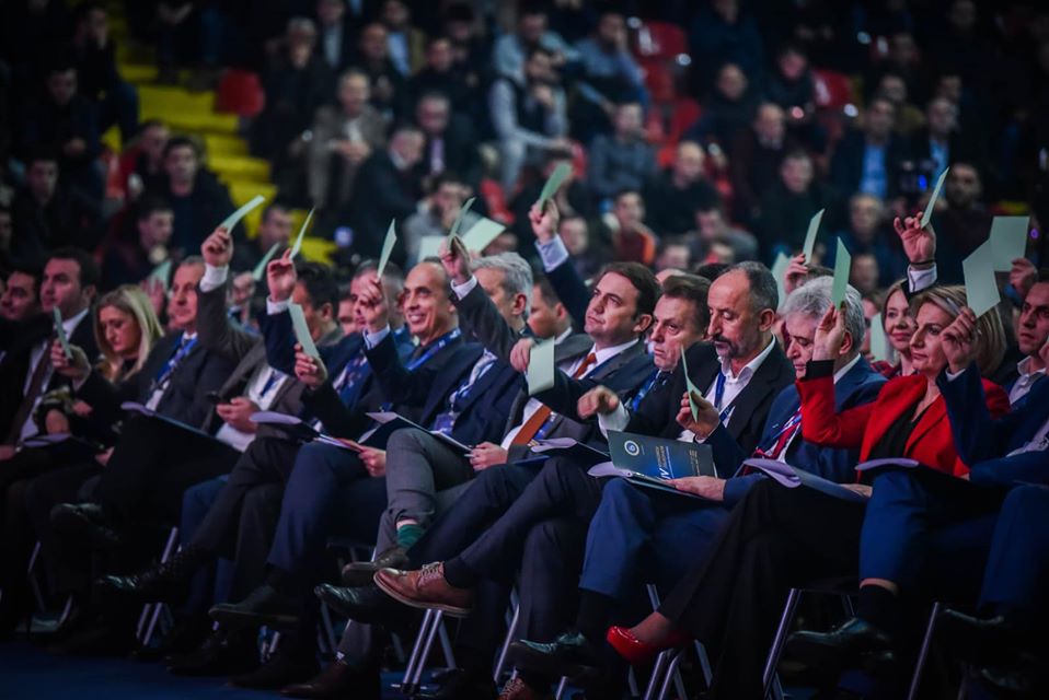 Ахмети ги отстрани Дураки, Бесими, Џафери од најтесното раководство на ДУИ