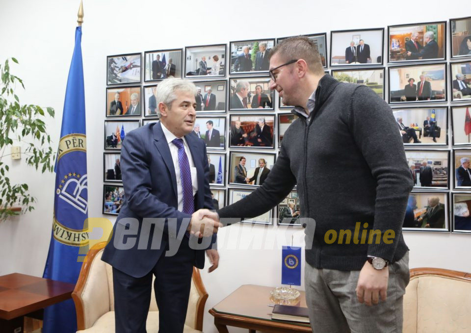 Заврши средбата Мицкоски – Ахмети: Изјави на лидерите на ВМРО-ДПМНЕ и ДУИ