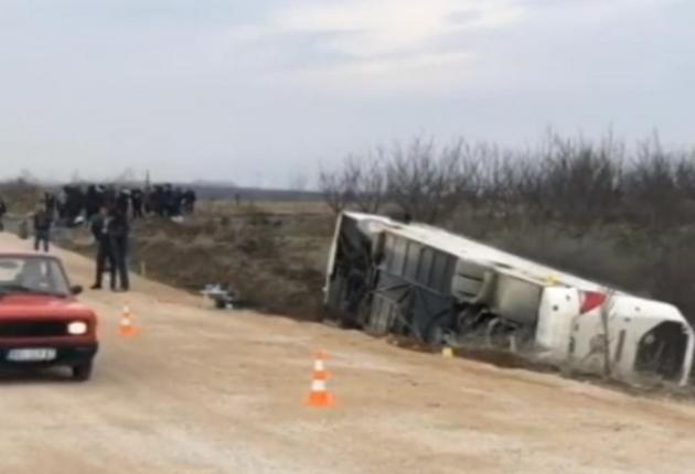 Полесно повредените македонски патници во автобуската несреќа во Србија се враќаат дома