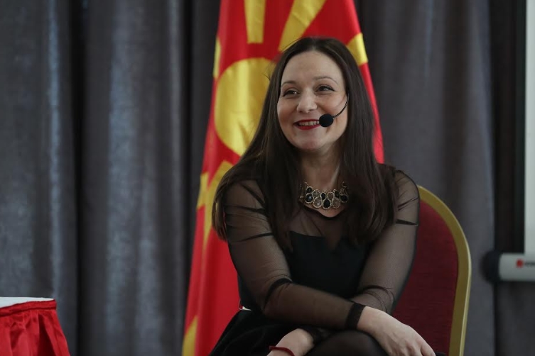Рашела Мизрахи, првата Еврејка министерка во македонска влада: Квалитетот мора да биде на прво место