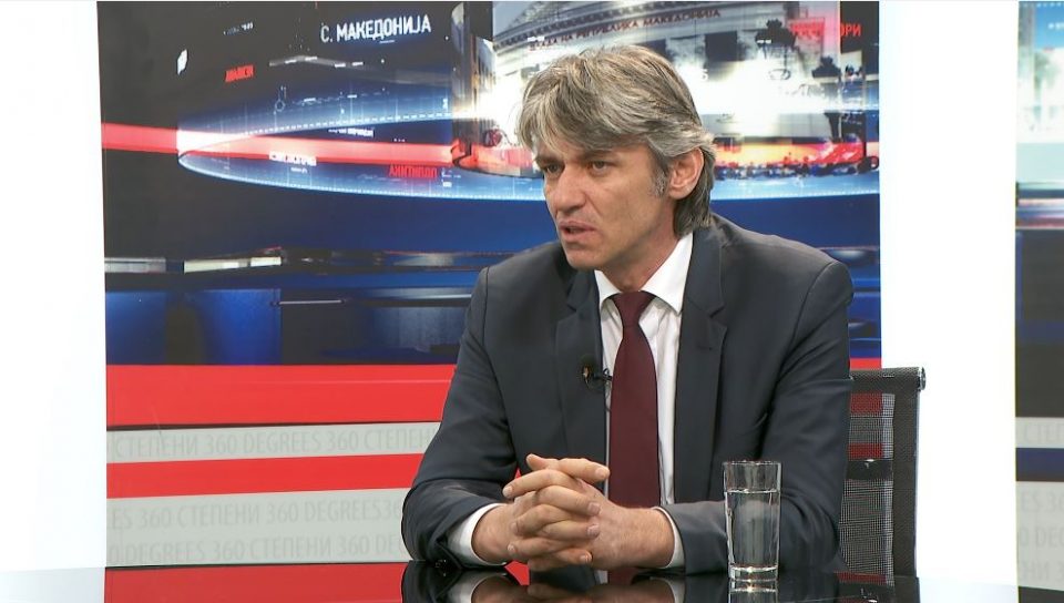 Села: Албанците да се фокусираат на албанските партии, не да прават споредба на македонските