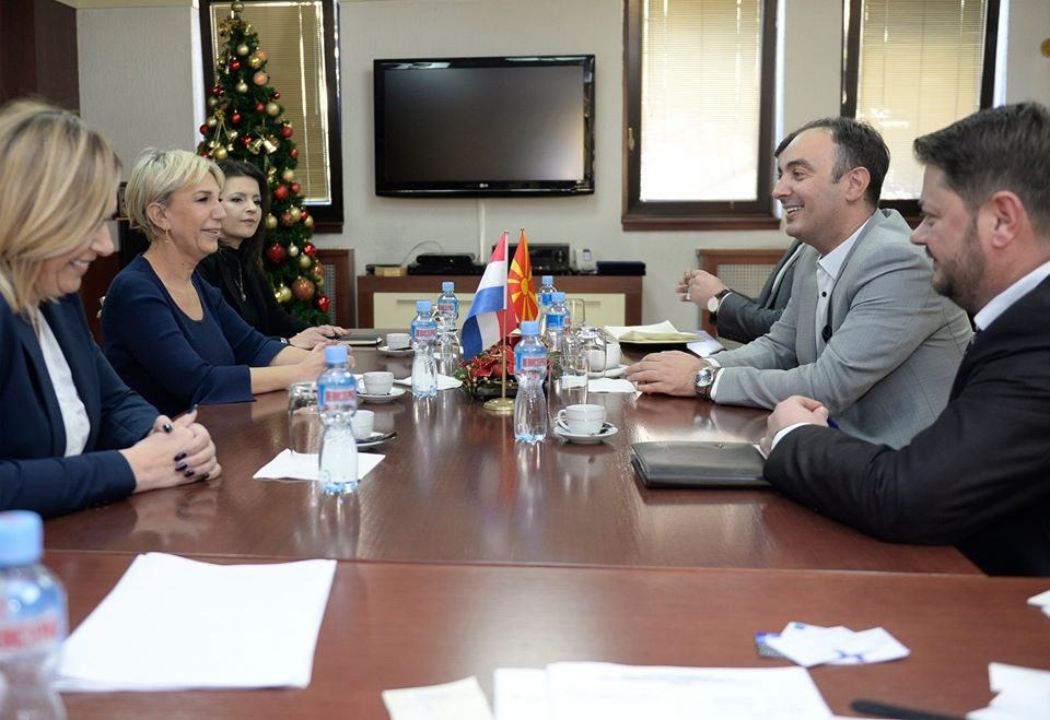 Чулев на средби со амбасадорите на Холандија, Хрватска, Унгарија,Чешка: Обезбедуваме фер и демократски избори!